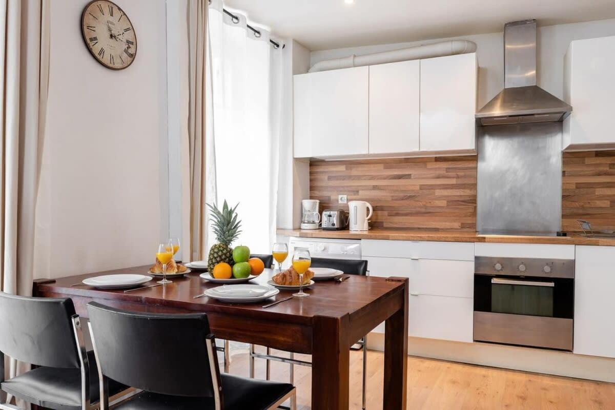 Apartamento Avenue De Mars 2Br París Exterior foto